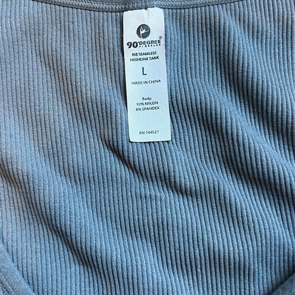 Gray Ribbed Crop Top - Picture 3 of 3